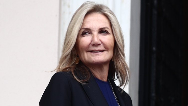 Εξιτήριο από το ΚΑΤ για την Μαρέβα Μητσοτάκη, μετά το διπλό χειρουργείο στα χέρια