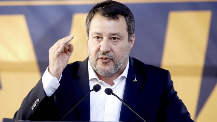 Σαλβίνι: Η Ιταλία δεν θα δεχθεί πίσω μετανάστες από τη Γερμανία
