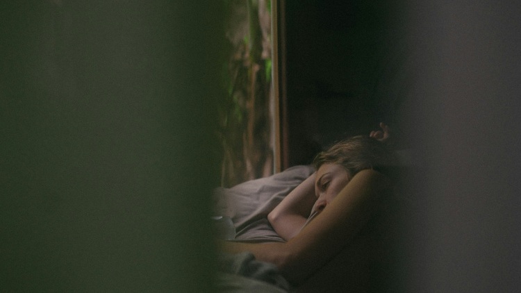 Αυτή η τακτική βελτιώνει τον ύπνο μας σύμφωνα με νέα έρευνα 