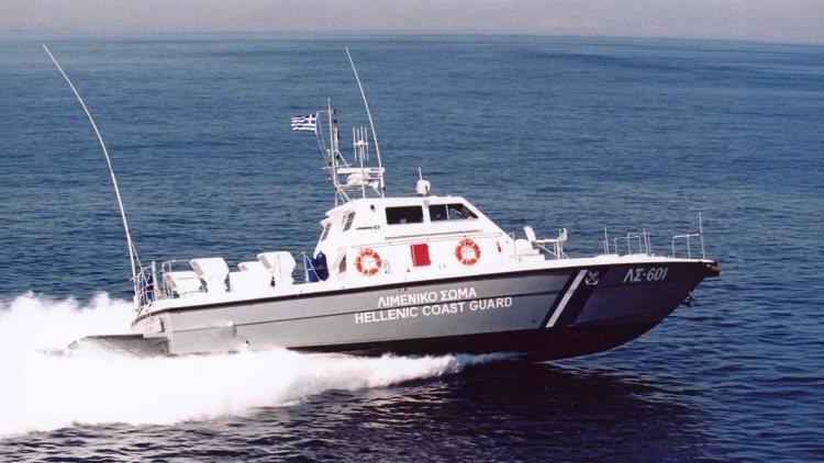 Επιχείρηση διάσωσης 38 αλλοδαπών σε λέμβο νότια της Ιεράπετρας