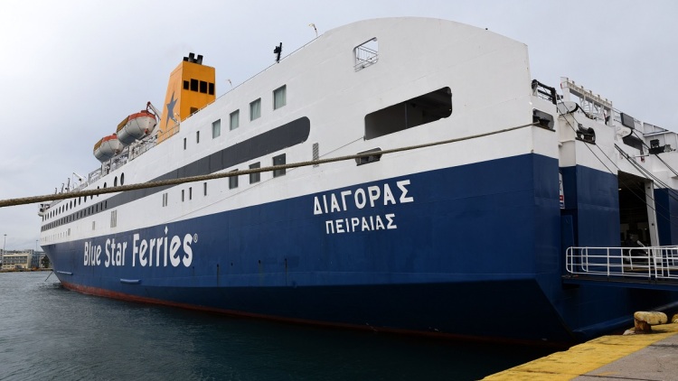 Απώλεια άγκυρας για το επιβατικό «Διαγόρας» στο λιμάνι της Κάσου