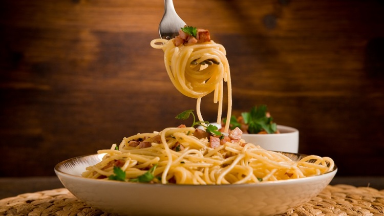 Η καρμπονάρα αλλιώς: 5 εναλλακτικές απολαυστικές συνταγές