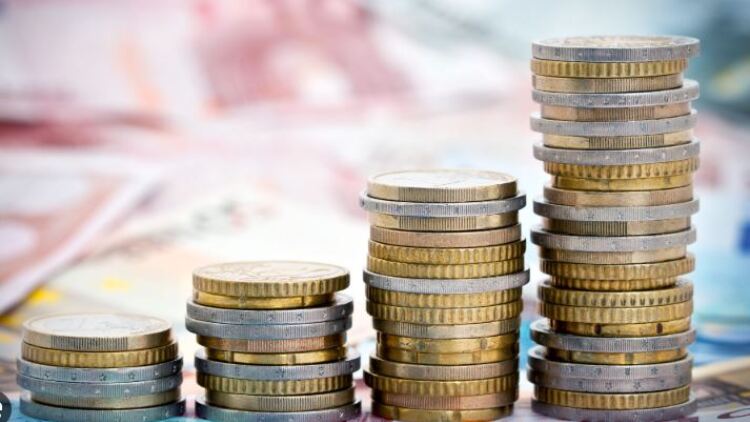 ΕΛΣΤΑΤ: Υποχώρησε στα 360,1 δισ. ευρώ το χρέος το α’ τρίμηνο – Αντιστοιχεί στο 143,5% του ΑΕΠ