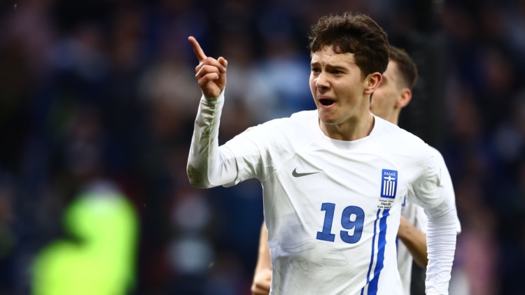 Νέα αποθέωση για Καρέτσα: «Ο Έλληνας Μέσι συνεχίζει να λάμπει και τον θέλει η μισή Ευρώπη»
