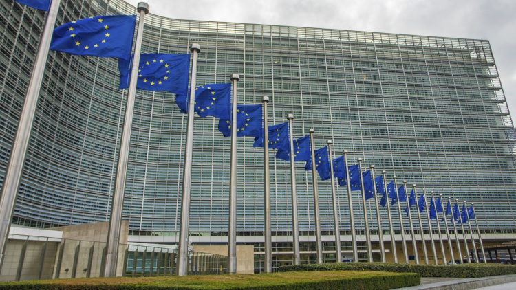 Ευρωπαϊκή Εισαγγελία: Απάτη ΦΠΑ ύψους 114 εκατ. ευρώ με κινητά τηλέφωνα - Πέντε συλλήψεις σε Κύπρο, Γερμανία, Ιταλία, έρευνες και στην Ελλάδα