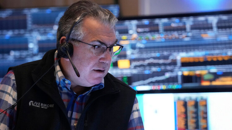 Οι προσδοκίες για τερματισμό του πολέμου έφεραν διπλό ρεκόρ σε S&P 500 και Nasdaq