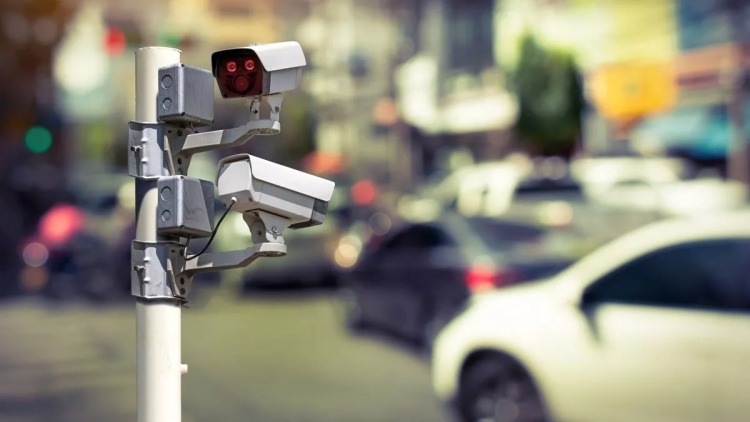 Κάμερα ταχύτητας εκδίδει κατά μέσο όρο 123 πρόστιμα την ημέρα