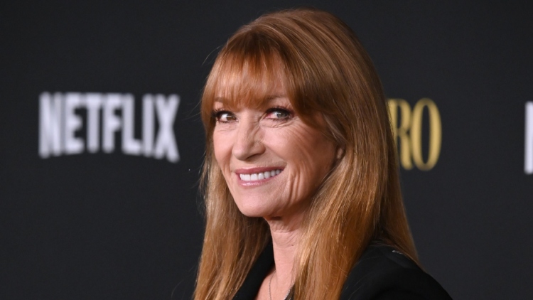 Τζέιν Σέιμουρ: Πρέπει να θυμίζω στον εαυτό μου πόσο χρονών είμαι γιατί μέσα μου νιώθω ακόμα 40 ή 50