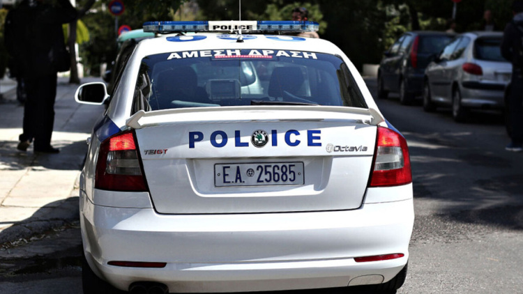 Ρομά «άνοιξαν» το σπίτι 26χρονης στη Θεσσαλονίκη και πέρασαν εκεί το Πάσχα!