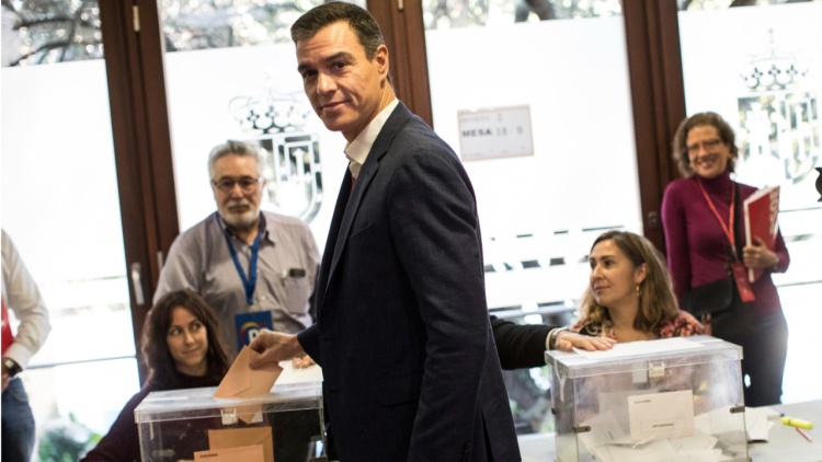 Πολύ βαριά ήττα για τους σοσιαλιστές του Σάντσεθ στις περιφερειακές εκλογές της δυτικής Ισπανίας 