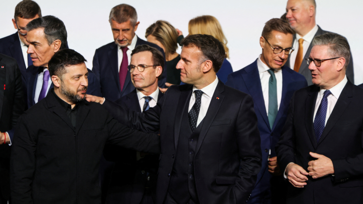 Συμφωνία για εγγυήσεις ασφαλείας στην Ουκρανία: Γαλλία και Βρετανία θα αναπτύξουν δικά τους στρατεύματα σε περίπτωση συμφωνίας ειρήνης