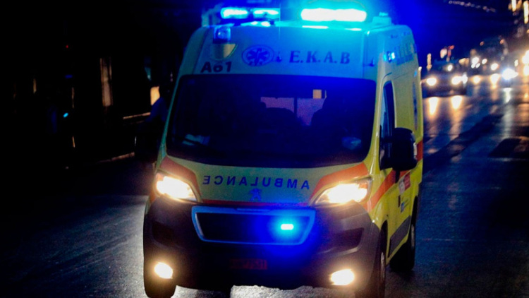 Τροχαίο στη Μεσογείων: ΙΧ παρέσυρε πεζό στην περιοχή του Χολαργού