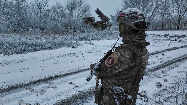Το ρωσικό υπουργείο Άμυνας ανακοίνωσε πως οι δυνάμεις του κατέλαβαν παραμεθόρια κοινότητα στην Ουκρανία
