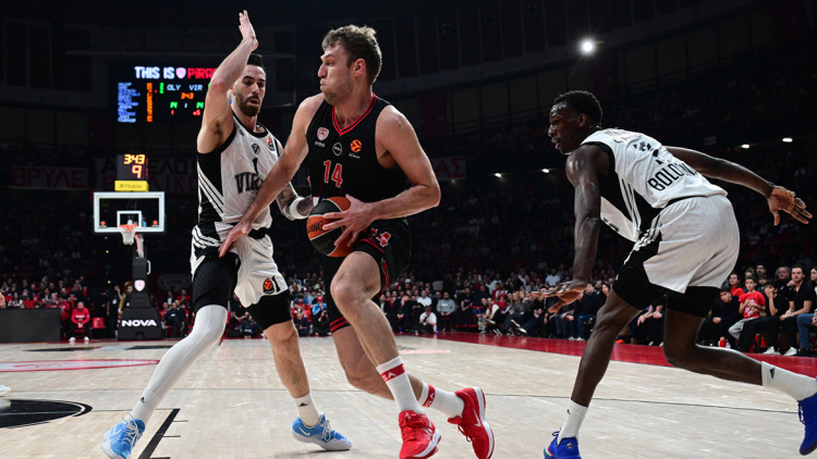 Ολυμπιακός - Βίρτους Μπολόνια 26-23 (Β' περίοδος): Live ο αγώνας στο ΣΕΦ 