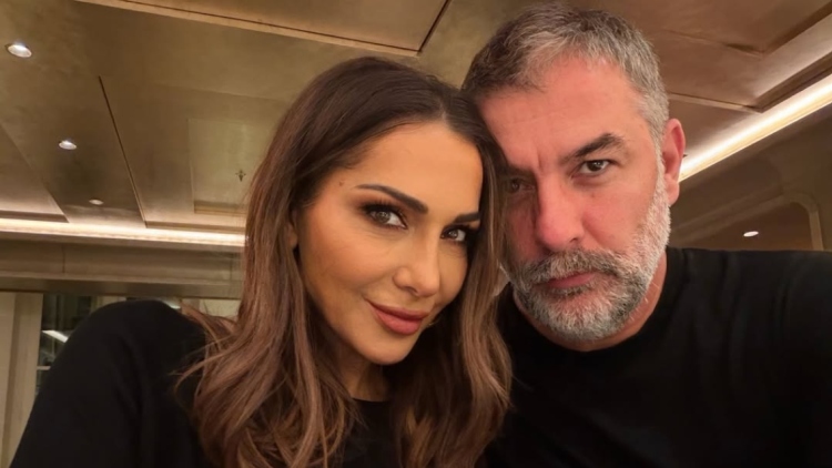 Η Δέσποινα Βανδή ανάρτησε στιγμιότυπα με τον Βασίλη Μπισμπίκη με αφορμή την Ημέρα του Αγίου Βαλεντίνου
