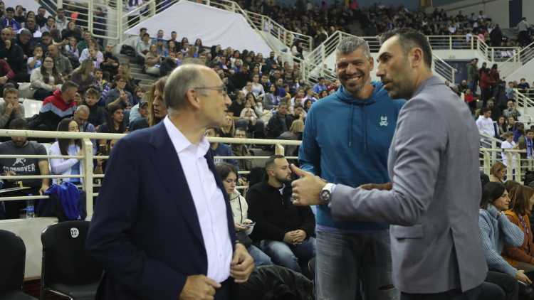 «Πόλεμος» ομοσπονδίας μπάσκετ - Αμαρουσίου και στη μέση ο Ντικούδης: Παραπέμπεται στην επιτροπή δεοντολογίας η ΚΑΕ 