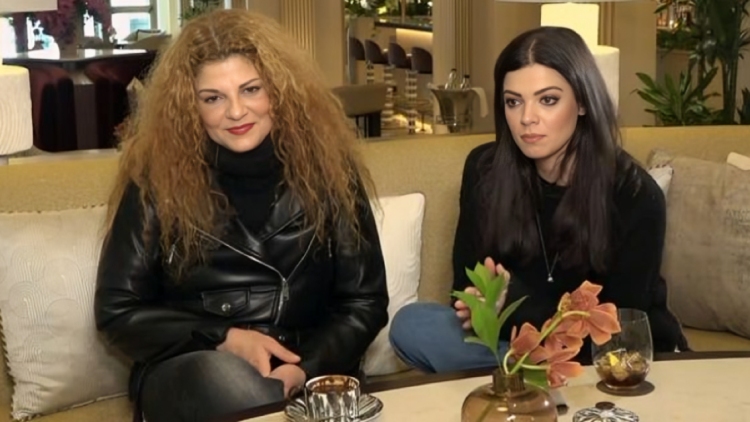 Τζένη Καζάκου: Στην αρχή ένιωθα μια πίεση όταν με σύγκριναν με τη γιαγιά μου, υπάρχει φουλ ανθρωποφαγία