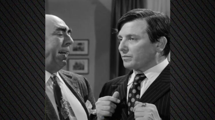 Σαν σήμερα έφυγε από τη ζωή ο Κώστας Βουτσάς, το αφιερωματικό βίντεο της Φίνος Φιλμ