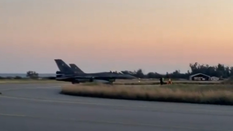 Στην Κύπρο έφτασαν τέσσερα ελληνικά F-16