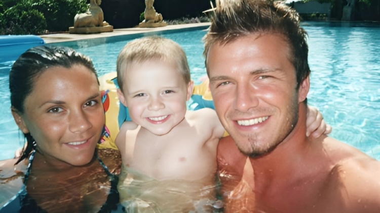 Ο Ντέιβιντ και η Βικτόρια Μπέκαμ ευχήθηκαν δημόσια στον Μπρούκλιν για τα γενέθλιά του παρά την οικογενειακή ρήξη: «Σε αγαπάμε»