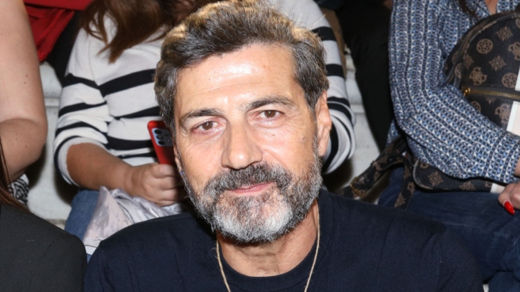 Κώστας Φαλελάκης: Νομίζω ότι είμαι πιο δημοφιλής ως ΛΟΑΤΚΙ άτομο παρά ως ηθοποιός