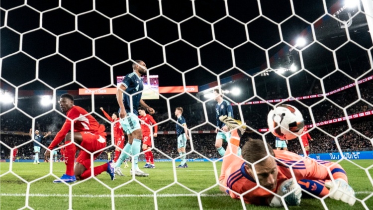 «Χορταστικά» φιλικά στην Ευρώπη: 1-1 Αγγλία-Ουρουγουάη στο «Γουέμπλεϊ», ανατροπές για Γερμανία και Ολλανδία, δείτε γκολ