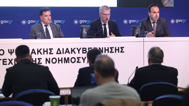 Πρόστιμα έως 6% του παγκόσμιου τζίρου για πλατφόρμες social media που δεν συνεργάζονται με το ελληνικό Δημόσιο για την προστασία ανηλίκων