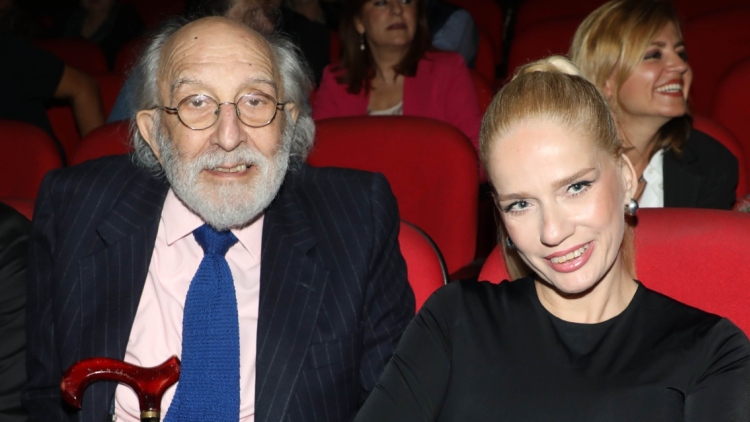 Θεωρώ ευλογία την παρουσία της στη ζωή μου, δήλωσε ο Αλέξανδρος Λυκουρέζος για την Τζένη Οικονόμου