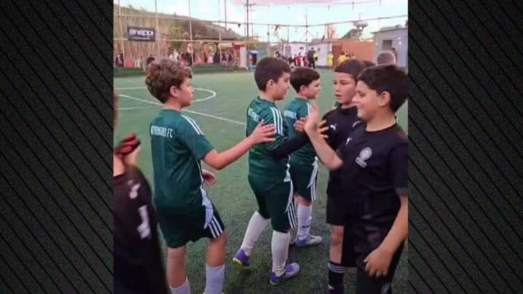 «Θα πω στο '''99'' ότι ήταν σφαίρα»: Το επικό fair play από πιτσιρικά της ακαδημίας του Παναθηναϊκού στα Χανιά, δείτε βίντεο