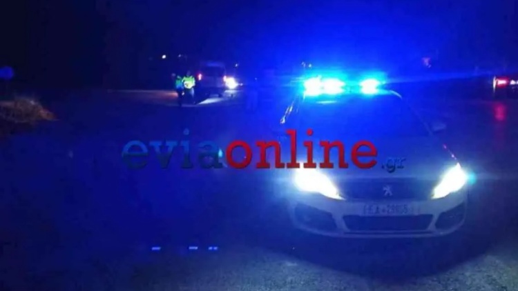 Νεκρός 17χρονος σε σύγκρουση μηχανής με ασθενοφόρο στην Εύβοια 