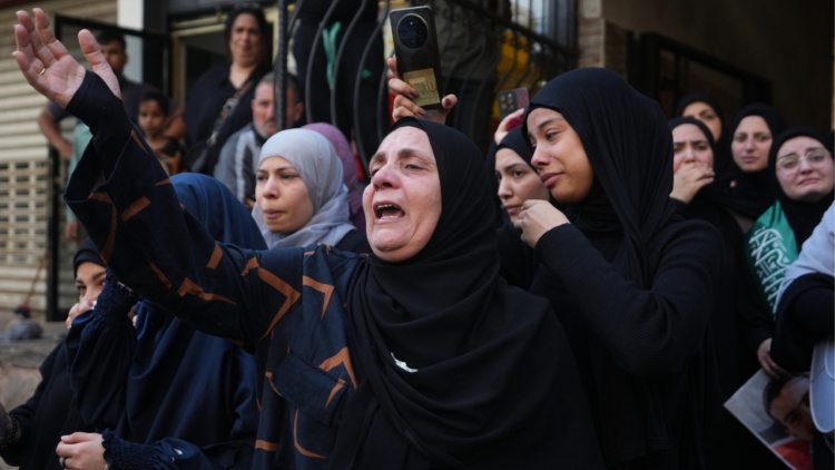 Οκτώ νεκροί από ισραηλινά πλήγματα στον Λίβανο, σκοτώθηκαν και διασώστες σε επιχείρηση 