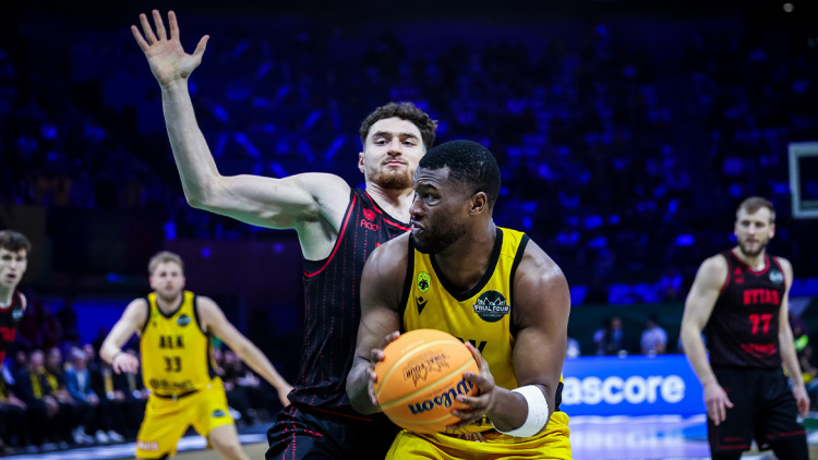 ΑΕΚ - Ρίτας 34-19 (Β' περίοδος): «Καυτό» ξεκίνημα για την Ένωση, live ο τελικός του Basketball Champions League