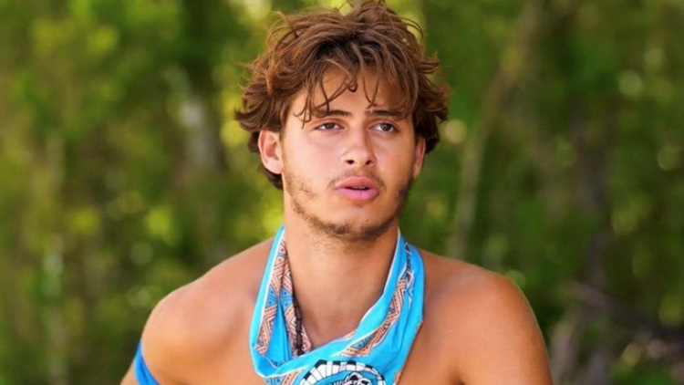 Survivor: Εκτός κινδύνου ο Σταύρος Φλώρος μετά τον σοβαρό τραυματισμό του, εξετάζεται η μεταφορά του σε εξειδικευμένο κέντρο στις ΗΠΑ