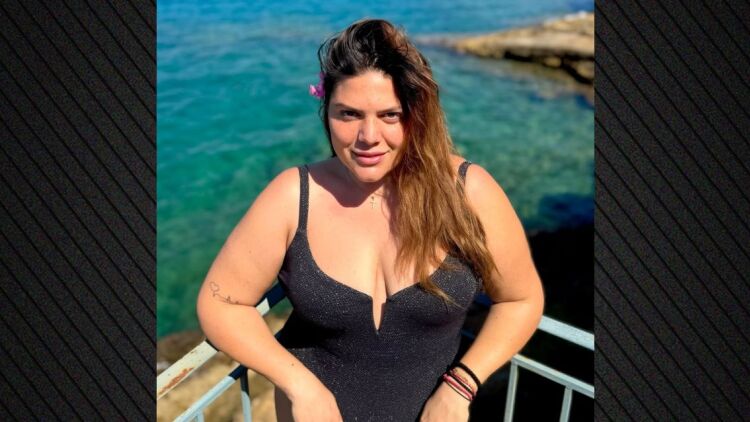 Η Δανάη Μπάρκα υποδέχτηκε το καλοκαίρι δημοσιεύοντας φωτογραφίες της με μαγιό