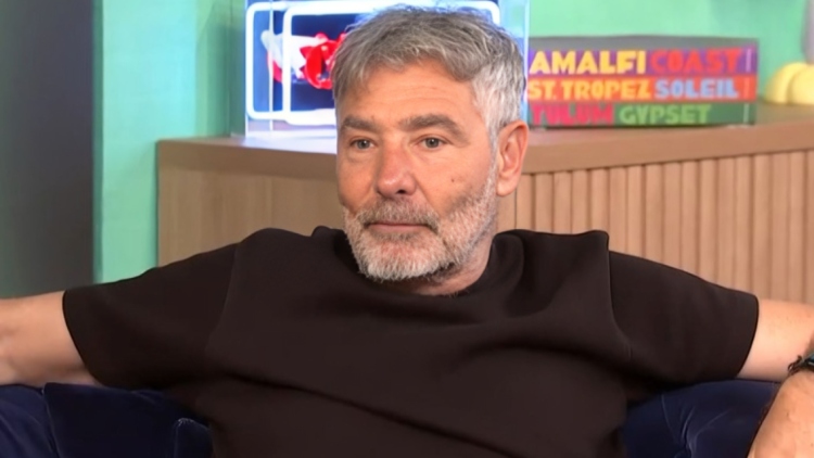 Θοδωρής Αθερίδης για τη μάχη με το αλκοόλ: Το 1999 κοιμόμουν μία ώρα και έπινα 23, πίστευα ότι εγώ δημιούργησα τον σεισμό
