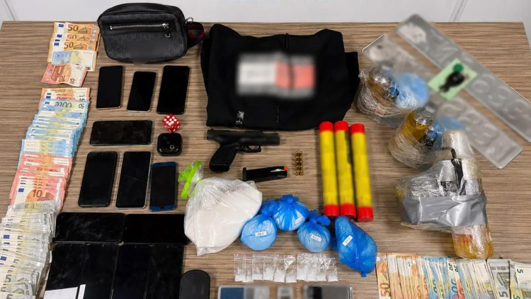 Στη φάκα μέλη οργάνωσης που διέπρατταν εμπρησμούς, εκρήξεις, εκβιάσεις και απόπειρες ανθρωποκτονίας
