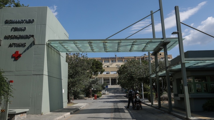Φωτιά στο Σισμανόγλειο: Προληπτική εκκένωση λόγω καπνού, δεν κινδύνευσαν ασθενείς 