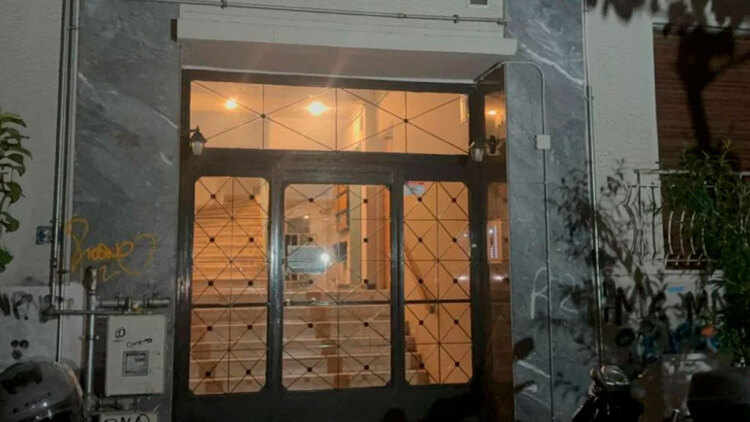 Εγκληματική ενέργεια ο θάνατος του βρέφους στην Κυψέλη: Το μαχαίρωσαν πάνω από 10 φορές