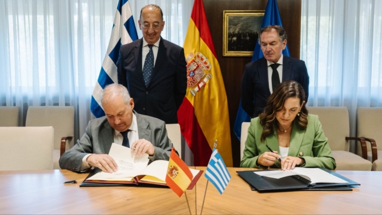 Ελλάδα και Ισπανία υπέγραψαν για πρώτη φορά Μνημόνιο Τουριστικής Συνεργασίας  