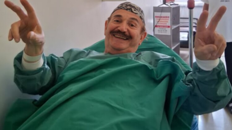 Παύλος Κοντογιαννίδης: Η φωτογραφία μέσα από το νοσοκομείο και το σχόλιο «φτου ξελευθερία»