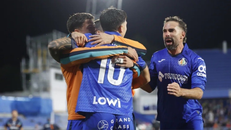 LaLiga: Η Χετάφε με δέκα παίκτες από το 28' πήρε το 1-1 από τη Ράγιο Βαγεκάνο, δείτε τα γκολ