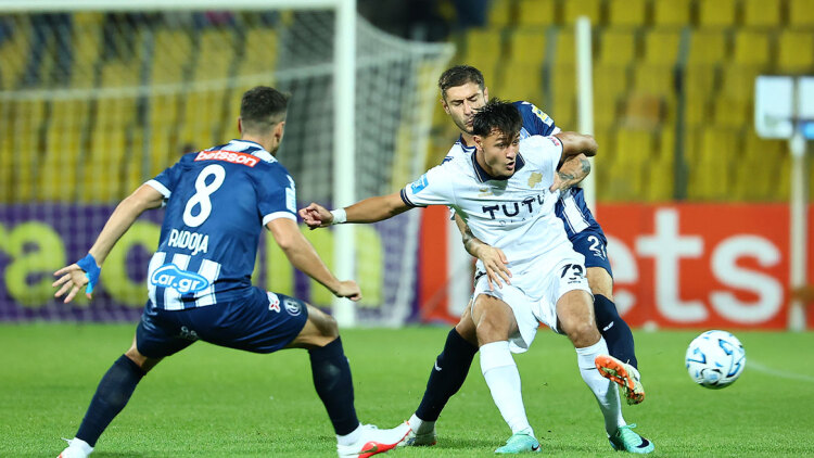 Ηρακλής- Κηφισιά 1-0 (Α' ημίχρονο): Μπροστά ο «γηραιός» στο σκορ με τον Τσάκλα, live ο αγώνας 