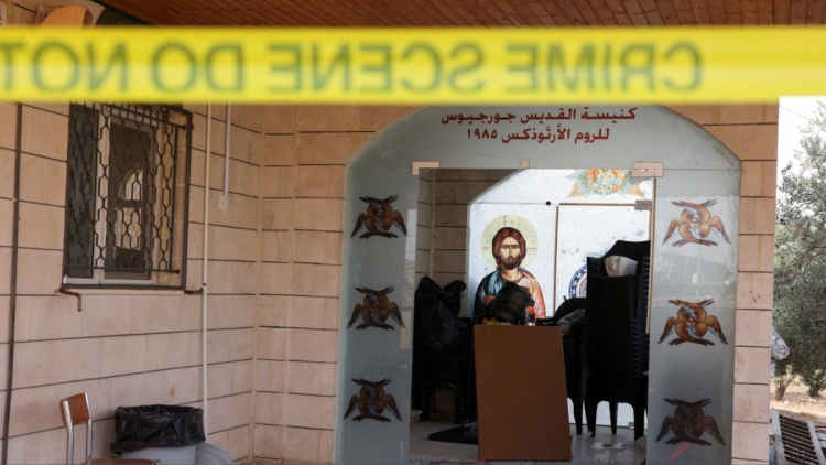 Συνελήφθησαν τρεις ύποπτοι για το μακελειό σε ελληνορθόδοξη εκκλησία με 9 νεκρούς στην Ιορδανία 