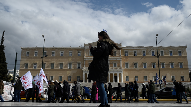 Πανελλαδική στάση εργασίας για μεθαύριο Τετάρτη προκήρυξε η ΠΟΕΔΗΝ