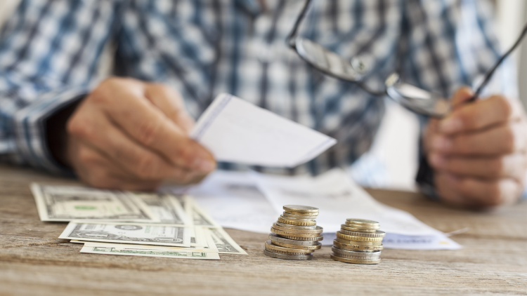 Επίδομα 250 ευρώ και αυξήσεις στις συντάξεις - Τι έρχεται για 1,4 εκατ. συνταξιούχους
