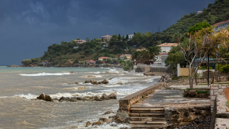 Από βόρειο Ιόνιο και Ήπειρο ξεκινά η κακοκαιρία, πώς θα εξελιχθεί ο καιρός τις επόμενες ημέρες 