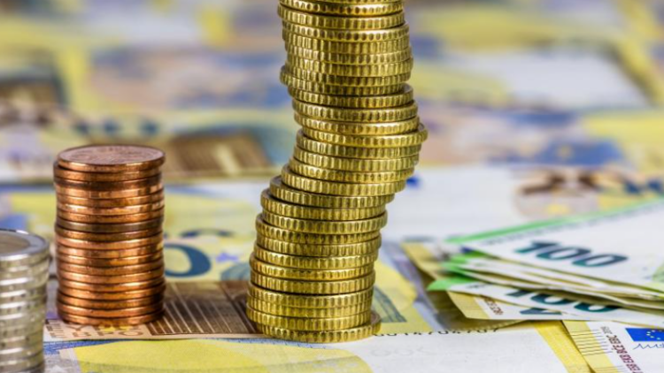 ΙΟΒΕ: Μικρή βελτίωση για το οικονομικό κλίμα τον Οκτώβριο, με εξασθένιση όμως της καταναλωτικής εμπιστοσύνης