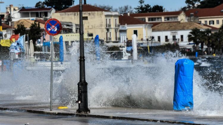 Καιρός - Μαρουσάκης: Ψυχρές αέριες μάζες φέρνει ο «Ωμέγα Εμποδιστής» -  Έρχονται ισχυροί βοριάδες και πτώση θερμοκρασίας από την Τετάρτη