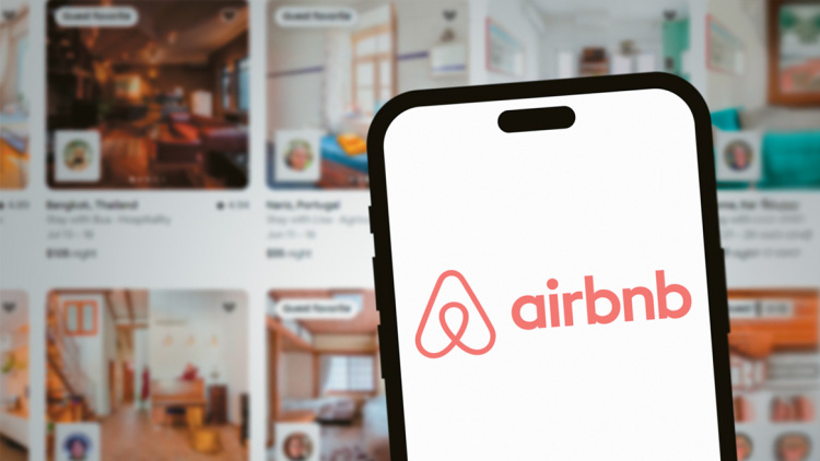 Airbnb: Ενοικιάζονται ένα εκατομμύριο κλίνες, έρχονται αλλαγές στα μέτρα από τον Σεπτέμβριο