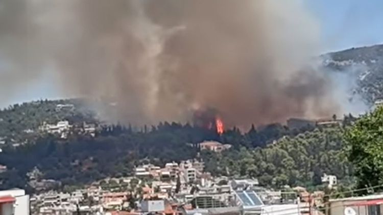 Φωτιά τώρα στην Περιμετρική Οδό Πατρών - Ήχησε το 112, εκκενώνεται γηροκομείο 